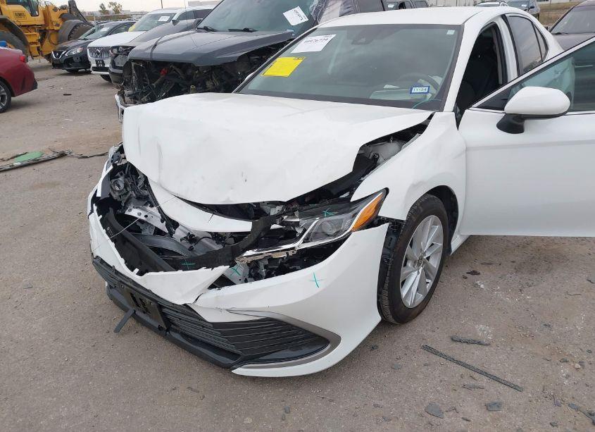 Photo 6 of 2023 Toyota Camry LE (VIN 4T1C11AK1PU117018)