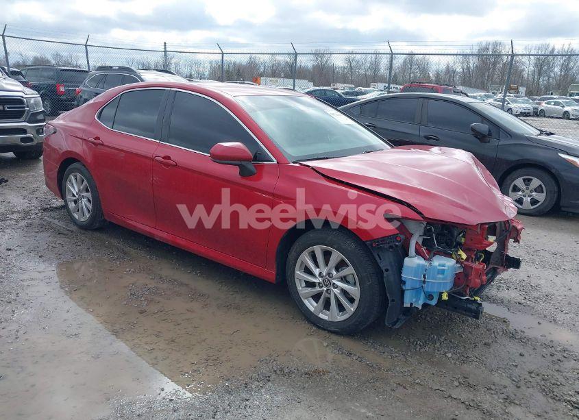 2023 Toyota Camry LE (VIN 4T1C11AK1PU137432) main photo