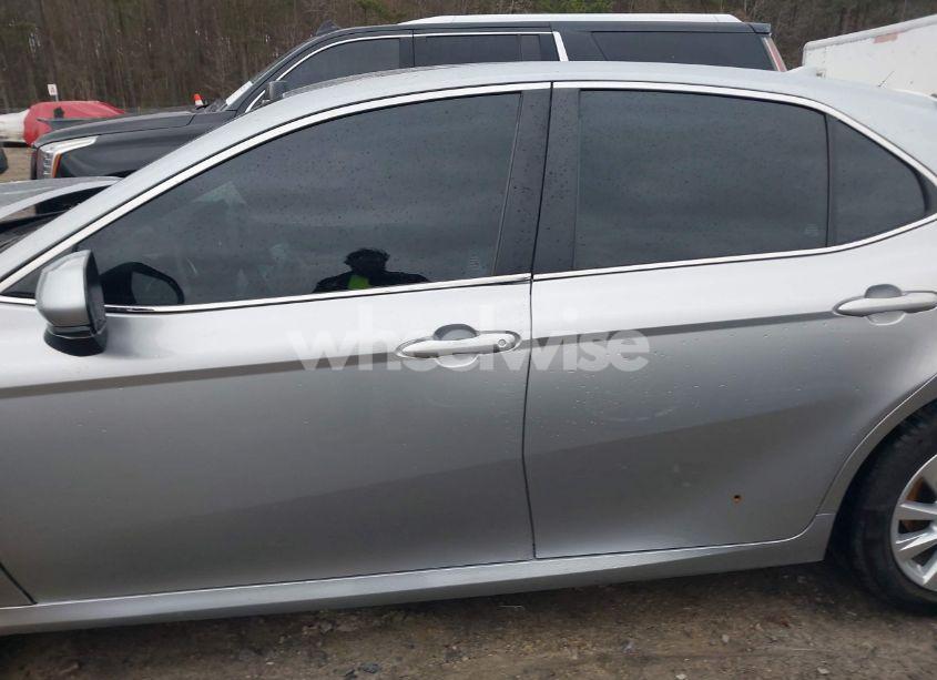 Photo 14 of 2023 Toyota Camry LE (VIN 4T1C11AK1PU744396)