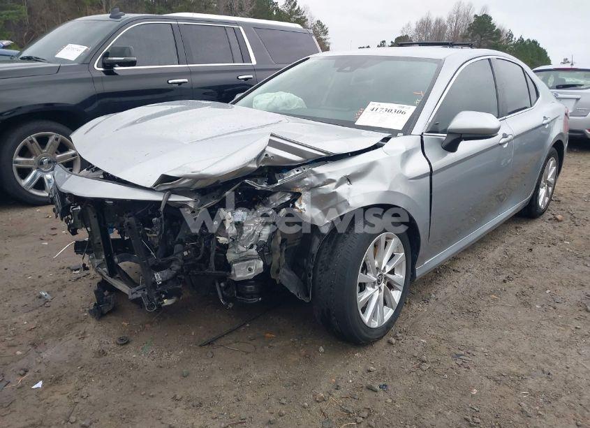 Photo 2 of 2023 Toyota Camry LE (VIN 4T1C11AK1PU744396)