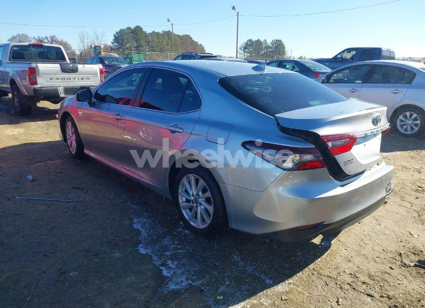 Photo 3 of 2023 Toyota Camry LE (VIN 4T1C11AK1PU744480)