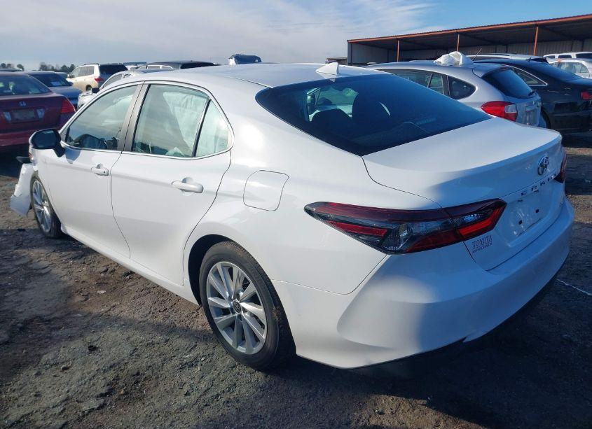 Photo 3 of 2023 Toyota Camry LE (VIN 4T1C11AK1PU805231)