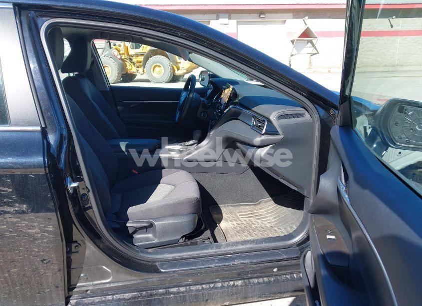 Photo 5 of 2023 Toyota Camry LE (VIN 4T1C11AK1PU834647)