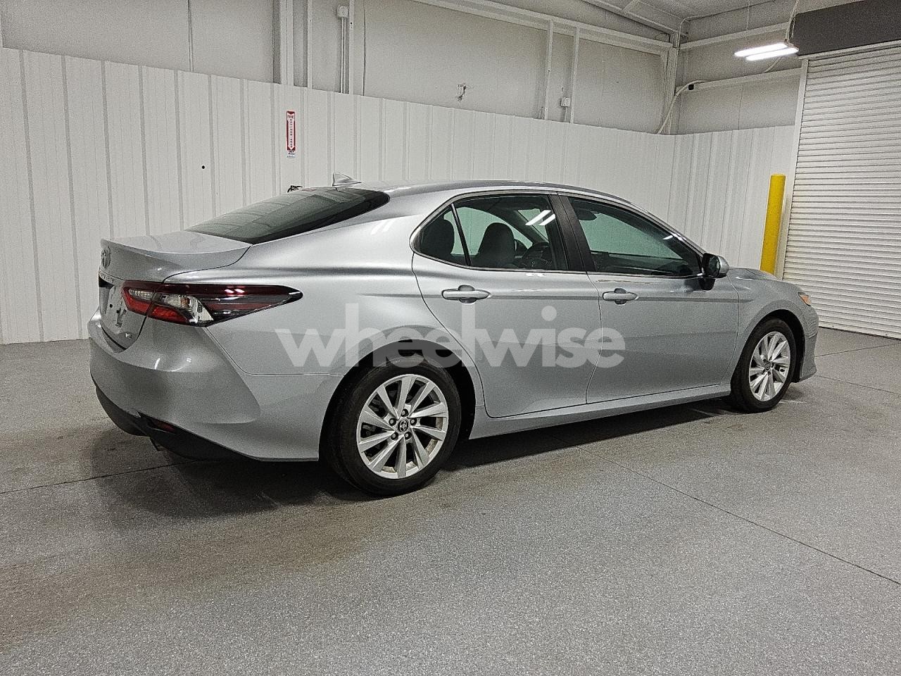 Photo 3 of 2024 TOYOTA CAMRY LE (VIN 4T1C11AK1RU873970)