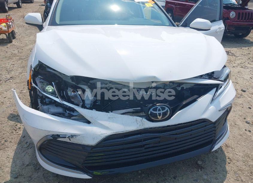 Photo 6 of 2024 Toyota Camry LE (VIN 4T1C11AK1RU879963)