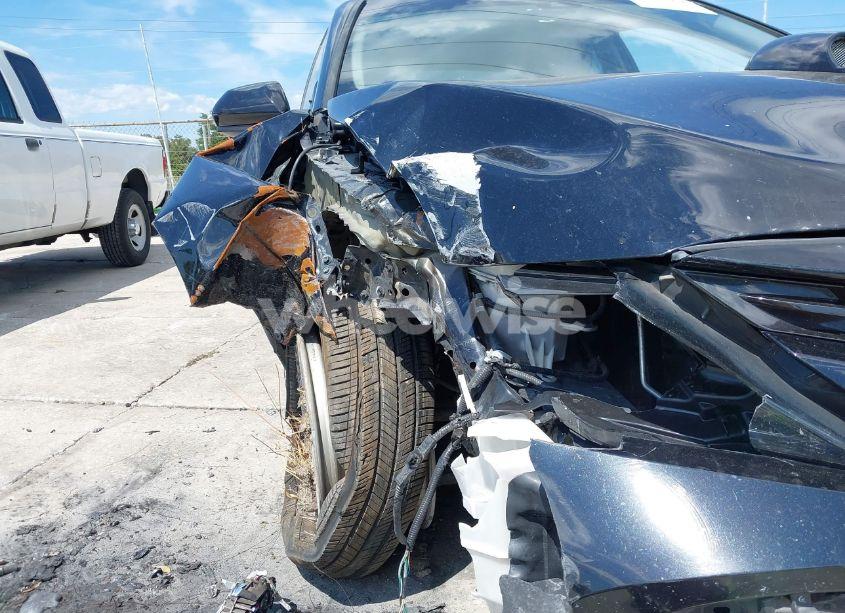 Photo 18 of 2020 Toyota Camry LE (VIN 4T1C11AK2LU306528)