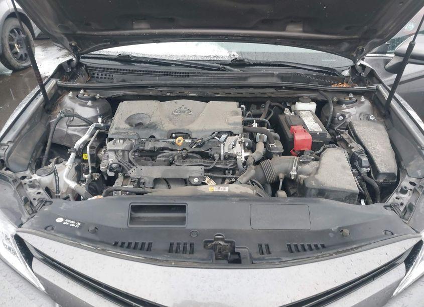 Photo 10 of 2020 Toyota Camry LE (VIN 4T1C11AK2LU397171)