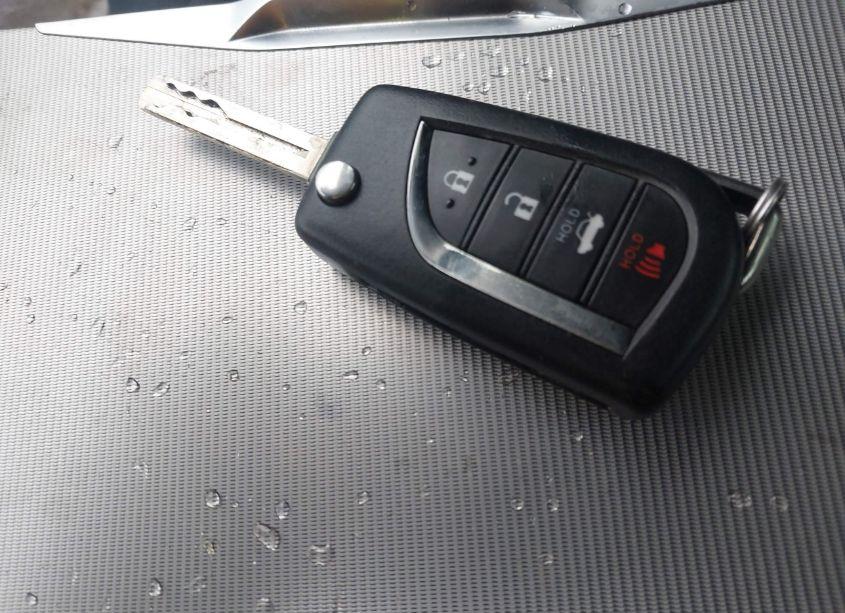 Photo 11 of 2020 Toyota Camry LE (VIN 4T1C11AK2LU397171)