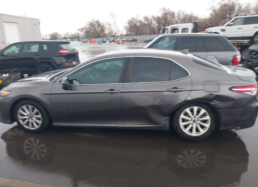 Photo 14 of 2020 Toyota Camry LE (VIN 4T1C11AK2LU397171)