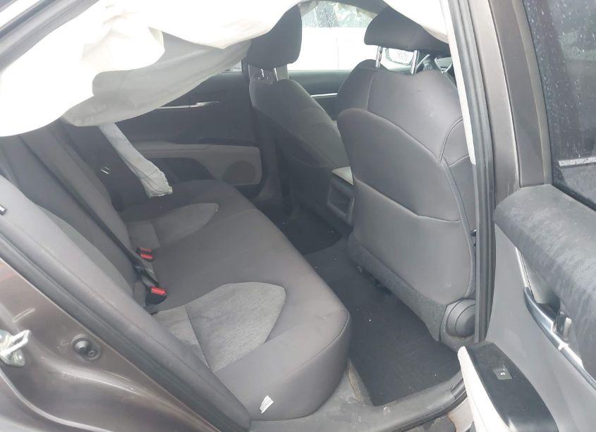 Photo 8 of 2020 Toyota Camry LE (VIN 4T1C11AK2LU397171)
