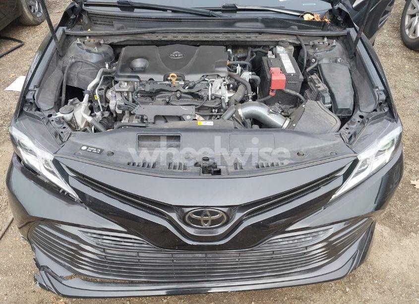 Photo 10 of 2020 Toyota Camry LE (VIN 4T1C11AK2LU869465)