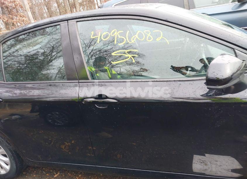 Photo 13 of 2020 Toyota Camry LE (VIN 4T1C11AK2LU869465)