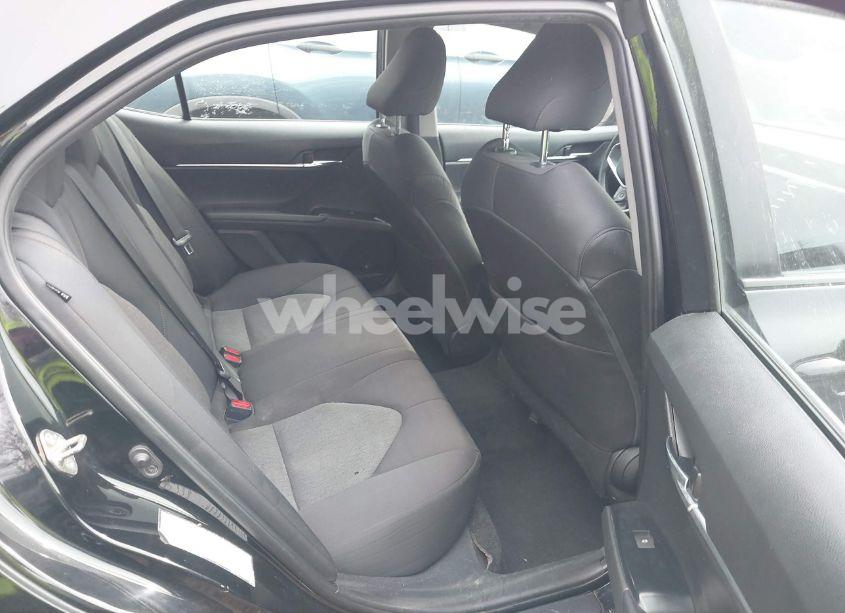 Photo 8 of 2020 Toyota Camry LE (VIN 4T1C11AK2LU869465)