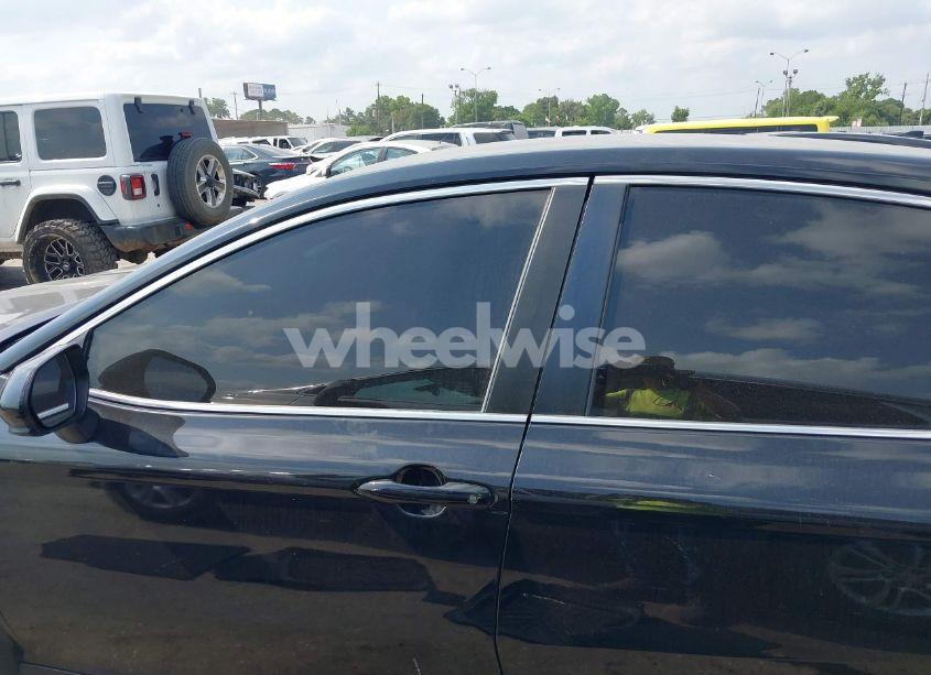 Photo 15 of 2020 Toyota Camry LE (VIN 4T1C11AK2LU873340)