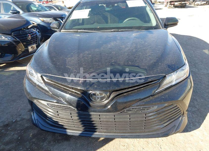 Photo 13 of 2020 Toyota Camry LE (VIN 4T1C11AK2LU945167)