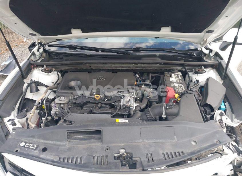 Photo 10 of 2020 Toyota Camry LE (VIN 4T1C11AK2LU950854)