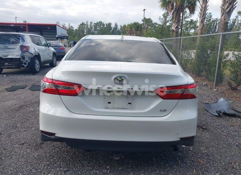 Photo 16 of 2020 Toyota Camry LE (VIN 4T1C11AK2LU950854)