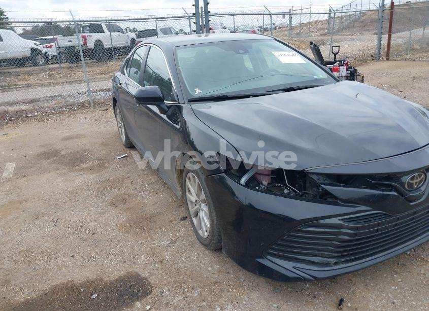 Photo 17 of 2020 Toyota Camry LE (VIN 4T1C11AK2LU967864)