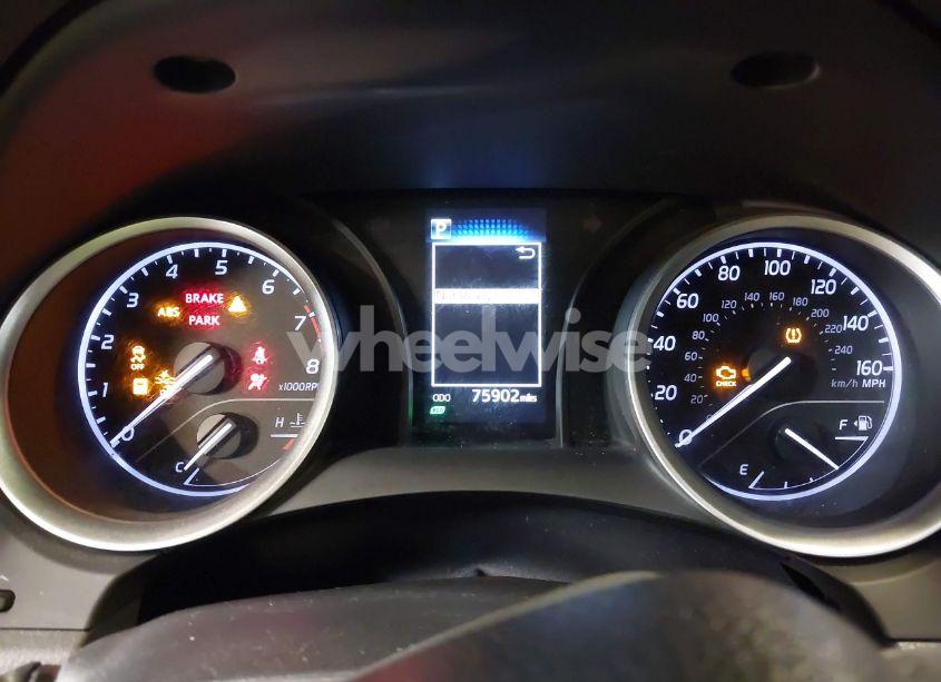 Photo 7 of 2021 Toyota Camry LE (VIN 4T1C11AK2MU567417)