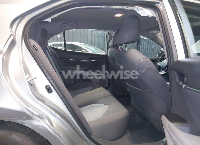 Photo 8 of 2021 Toyota Camry LE (VIN 4T1C11AK2MU567417)