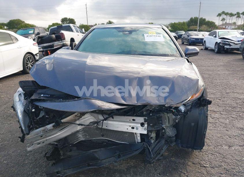 Photo 6 of 2021 Toyota Camry LE (VIN 4T1C11AK2MU594665)