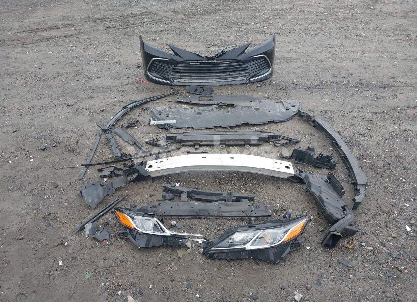 Photo 12 of 2022 Toyota Camry LE (VIN 4T1C11AK2NU617346)