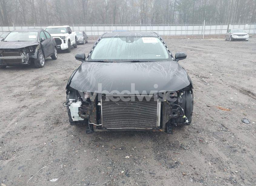 Photo 13 of 2022 Toyota Camry LE (VIN 4T1C11AK2NU617346)