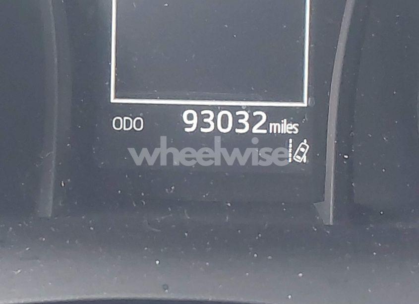 Photo 16 of 2022 Toyota Camry LE (VIN 4T1C11AK2NU617346)