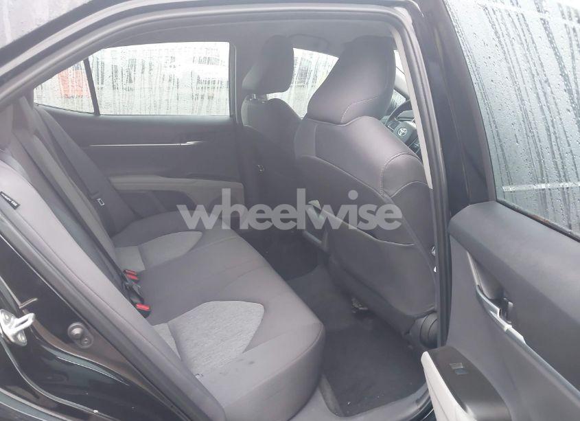 Photo 8 of 2022 Toyota Camry LE (VIN 4T1C11AK2NU617346)