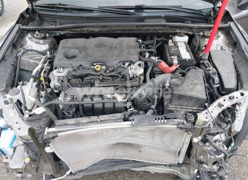 Photo 10 of 2022 Toyota Camry LE (VIN 4T1C11AK2NU665574)