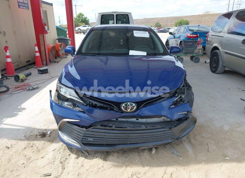 Photo 13 of 2023 Toyota Camry LE (VIN 4T1C11AK2PU081310)