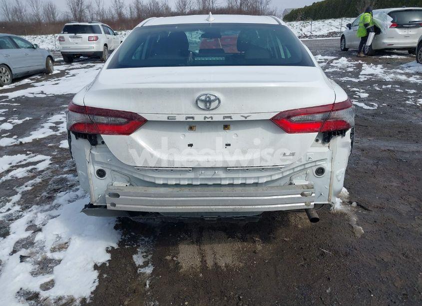 Photo 18 of 2023 Toyota Camry LE (VIN 4T1C11AK2PU106450)