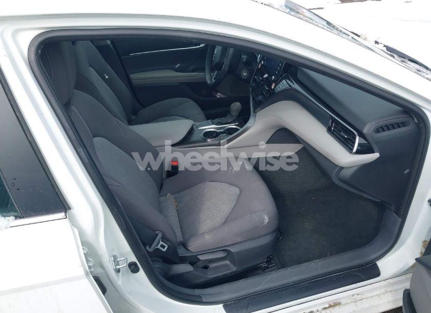 Photo 5 of 2023 Toyota Camry LE (VIN 4T1C11AK2PU106450)