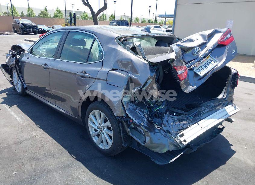 Photo 3 of 2023 Toyota Camry LE (VIN 4T1C11AK2PU117562)