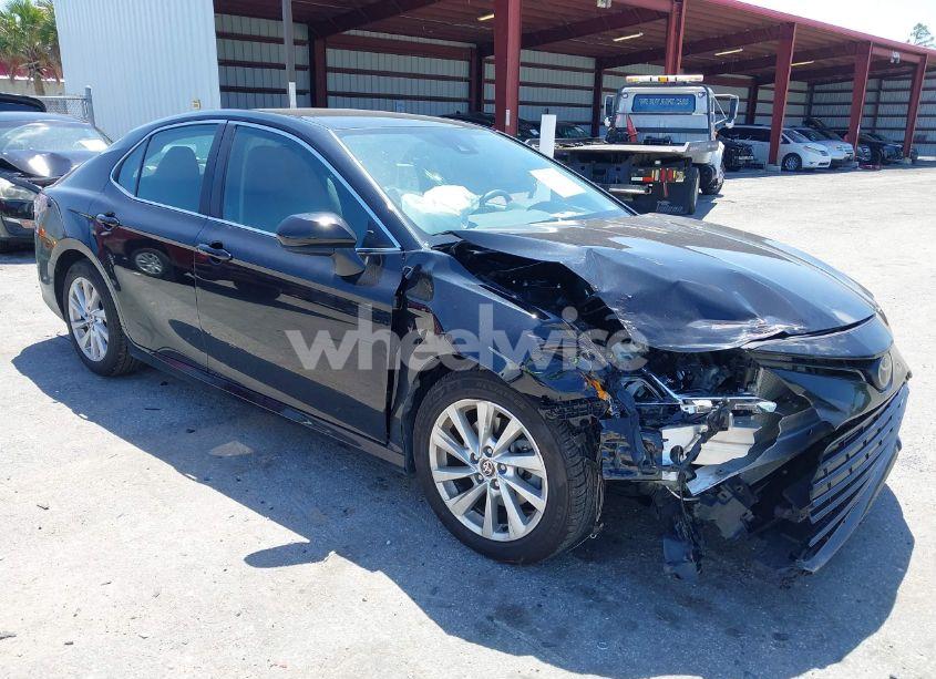 2023 Toyota Camry LE (VIN 4T1C11AK2PU120803) main photo