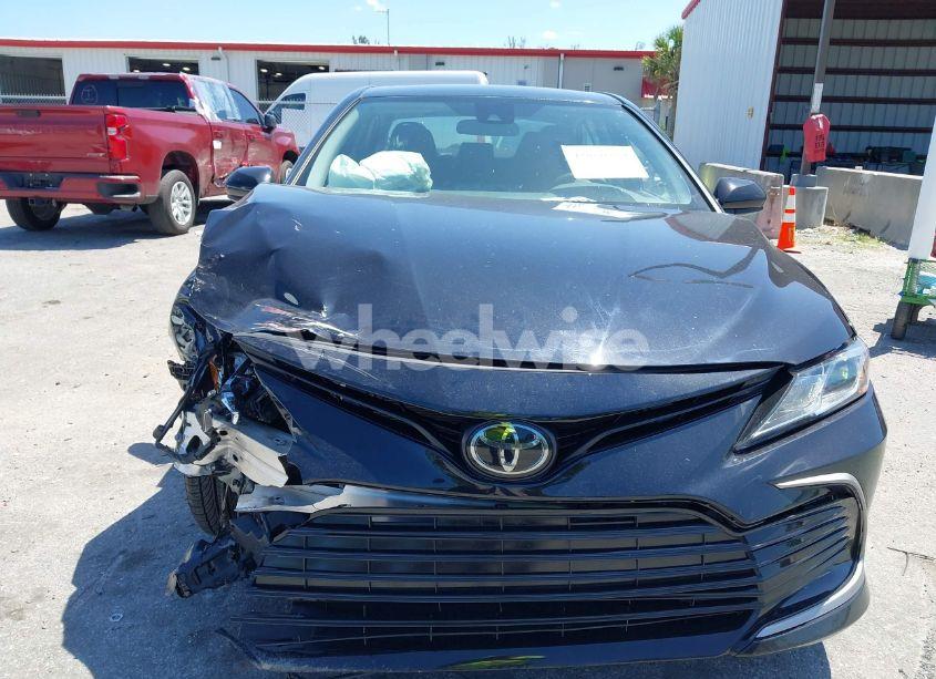 Photo 13 of 2023 Toyota Camry LE (VIN 4T1C11AK2PU120803)
