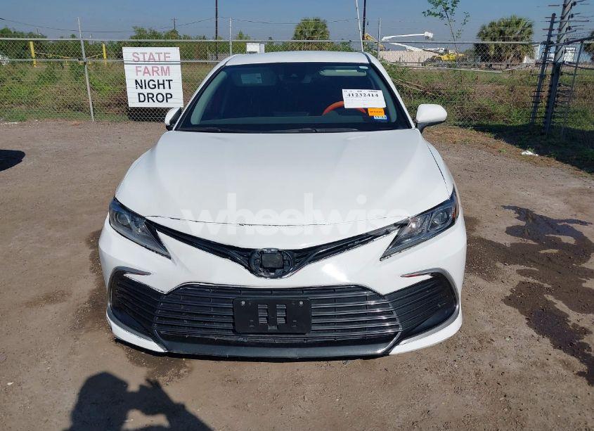 Photo 11 of 2023 Toyota Camry LE (VIN 4T1C11AK2PU122566)