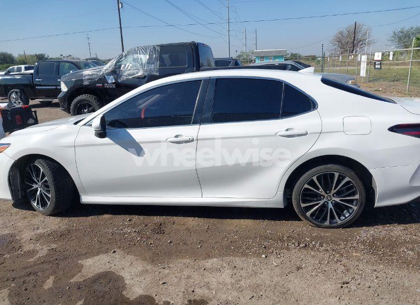 Photo 13 of 2023 Toyota Camry LE (VIN 4T1C11AK2PU122566)