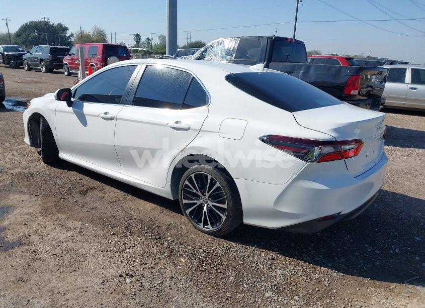 Photo 3 of 2023 Toyota Camry LE (VIN 4T1C11AK2PU122566)
