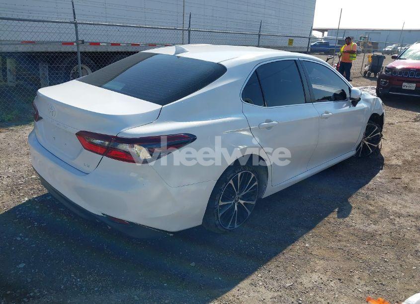 Photo 4 of 2023 Toyota Camry LE (VIN 4T1C11AK2PU122566)