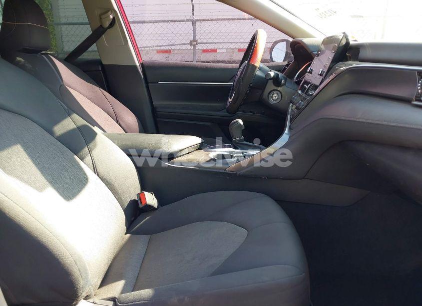 Photo 5 of 2023 Toyota Camry LE (VIN 4T1C11AK2PU122566)