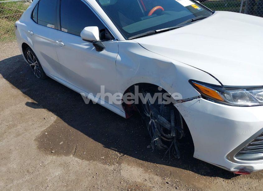 Photo 6 of 2023 Toyota Camry LE (VIN 4T1C11AK2PU122566)