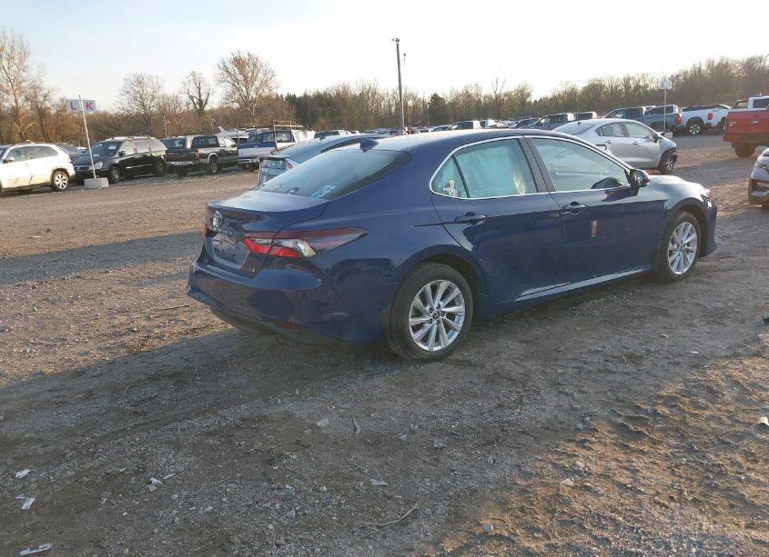 Photo 4 of 2023 Toyota Camry LE (VIN 4T1C11AK2PU125869)