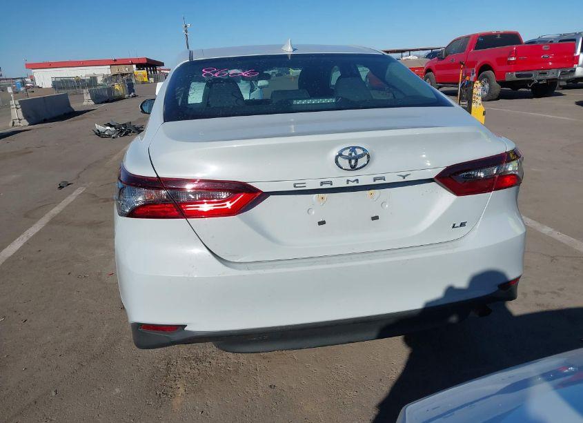 Photo 16 of 2023 Toyota Camry LE (VIN 4T1C11AK2PU182833)