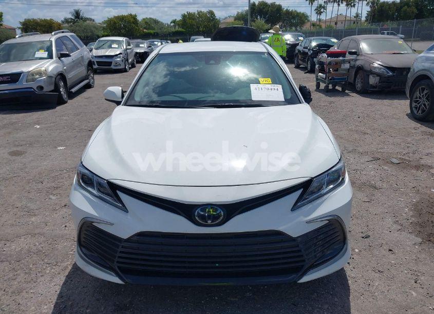 Photo 13 of 2023 Toyota Camry LE (VIN 4T1C11AK2PU185800)