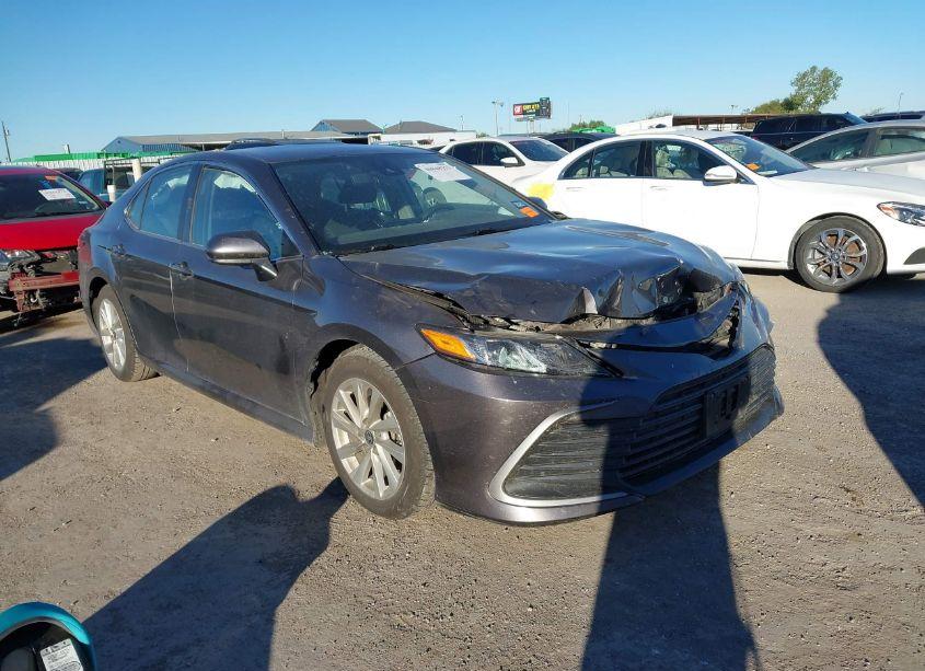 2023 Toyota Camry LE (VIN 4T1C11AK2PU766360) main photo
