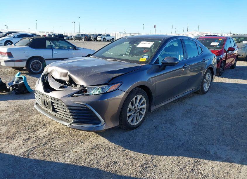 Photo 2 of 2023 Toyota Camry LE (VIN 4T1C11AK2PU766360)