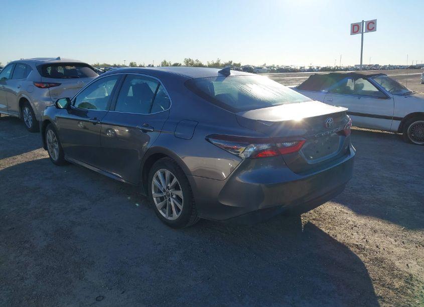 Photo 3 of 2023 Toyota Camry LE (VIN 4T1C11AK2PU766360)