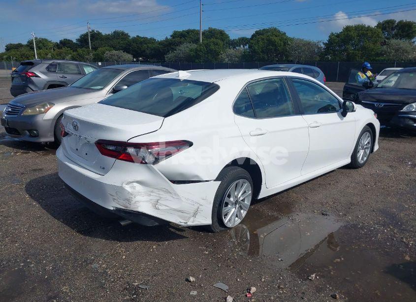 Photo 4 of 2023 Toyota Camry LE (VIN 4T1C11AK2PU781621)
