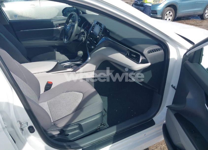 Photo 5 of 2023 Toyota Camry LE (VIN 4T1C11AK2PU781621)